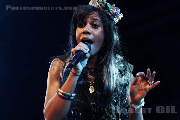 SANTIGOLD - 2011-09-06 - PARIS - Gaite Lyrique - 